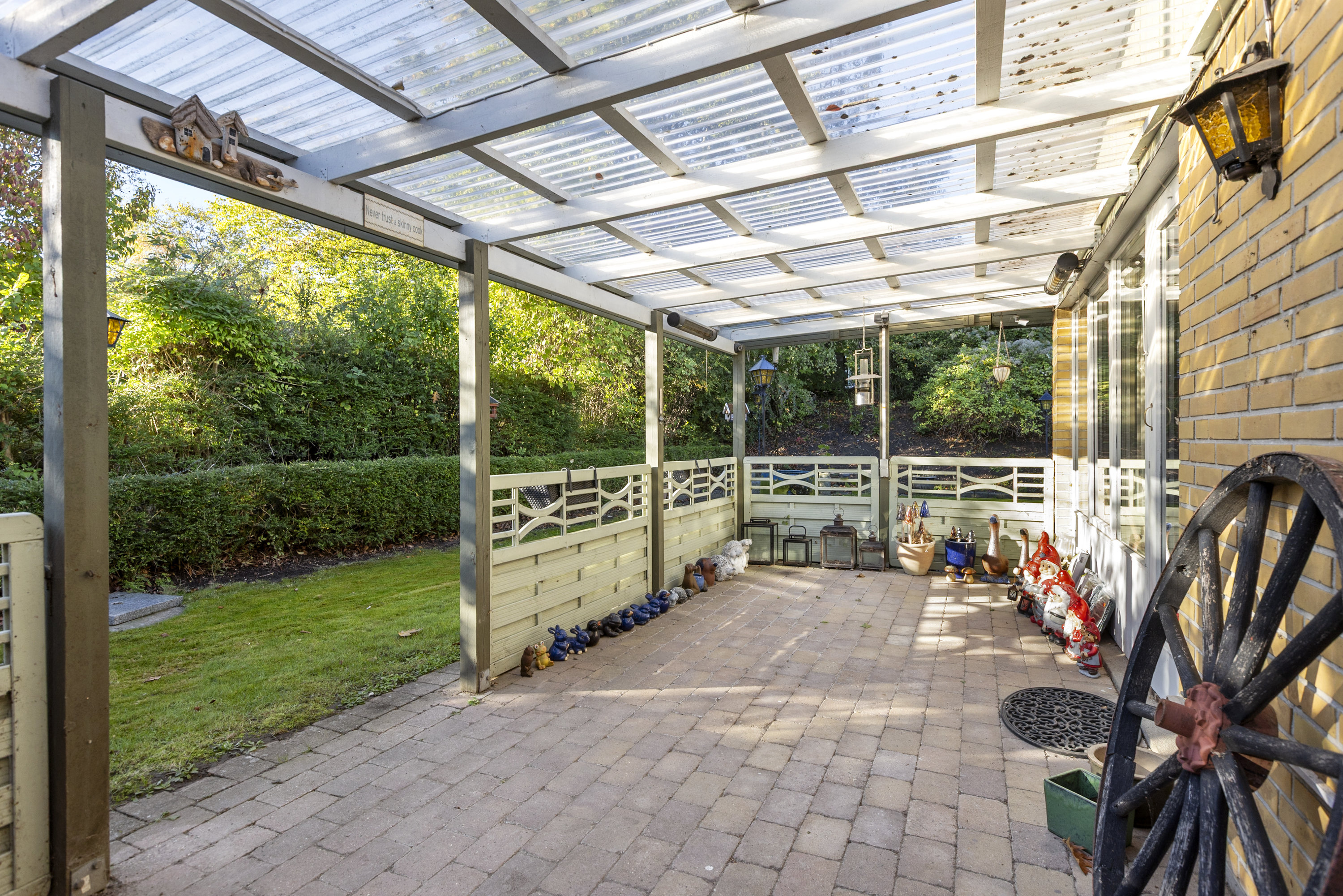 Fremhævet overdækket terrasse billede i fuldskærmstilstand. Billede af Sandbjergvej 32, Rørby, 4400 Kalundborg