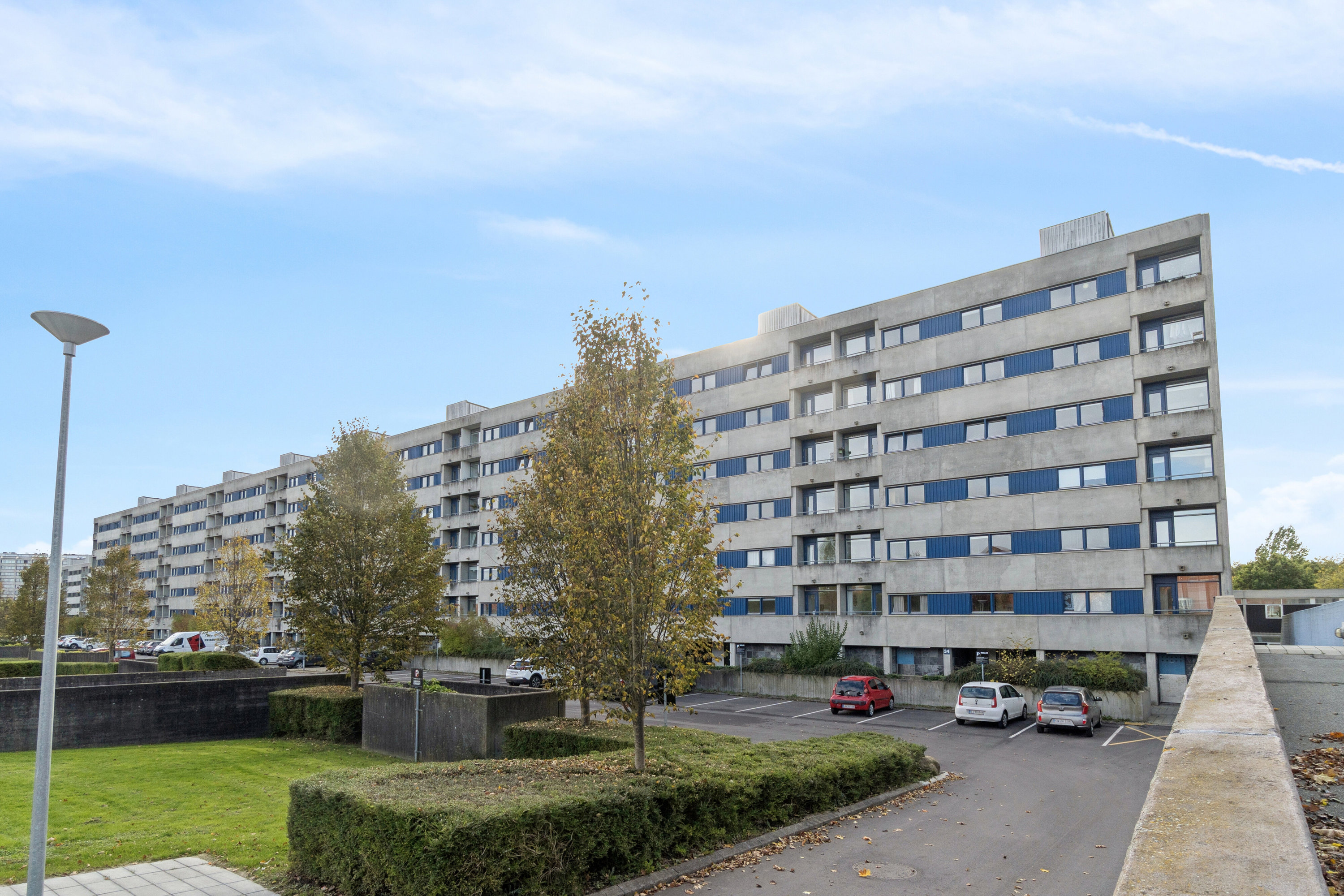 Fremhævet set fra vejen billede i fuldskærmstilstand. Billede af Vestervang 30, 2. th., 8000 Aarhus C