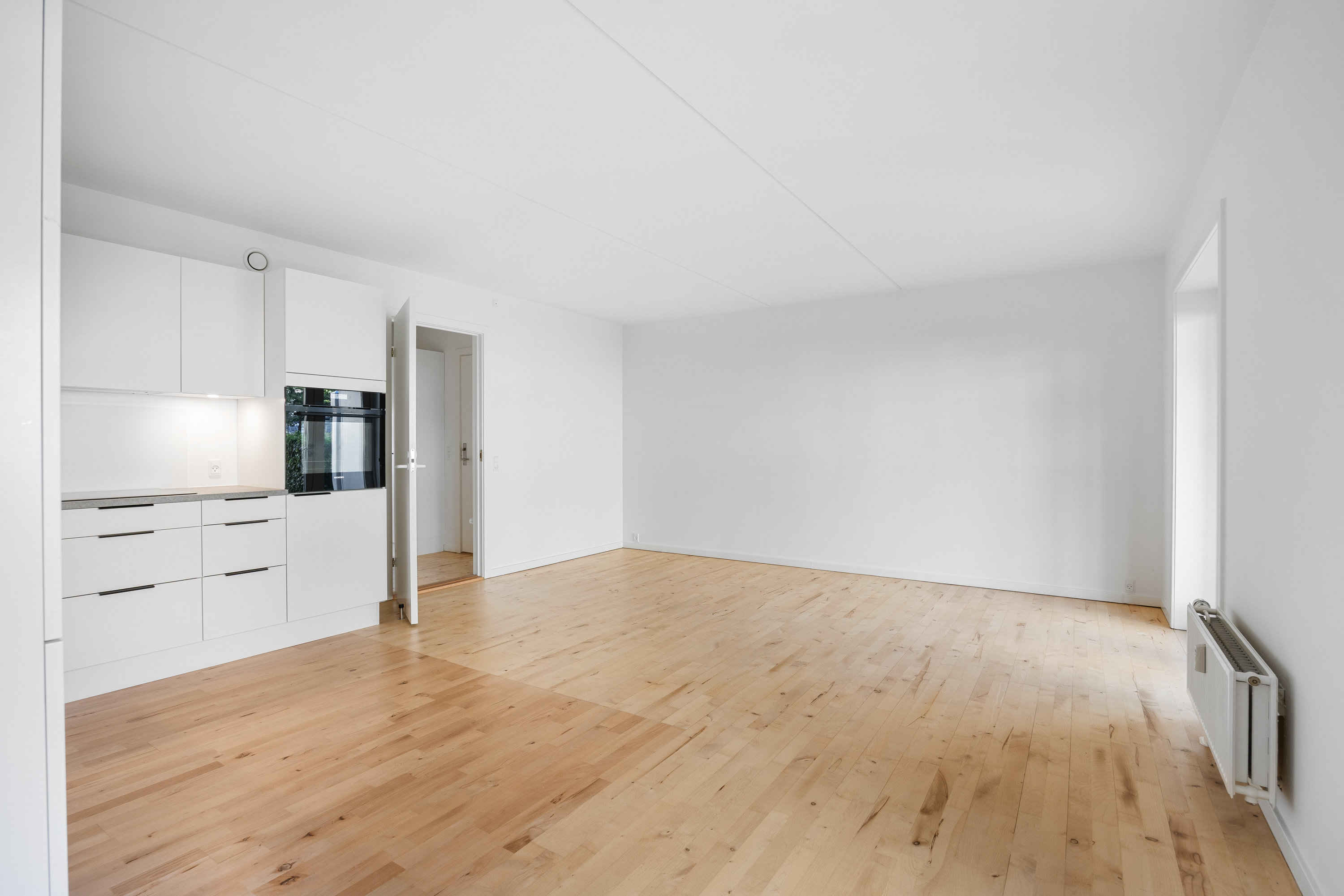 Fremhævet stue billede i fuldskærmstilstand. Billede af Nørgaardsvej 16B, st. th., 2800 Kongens Lyngby
