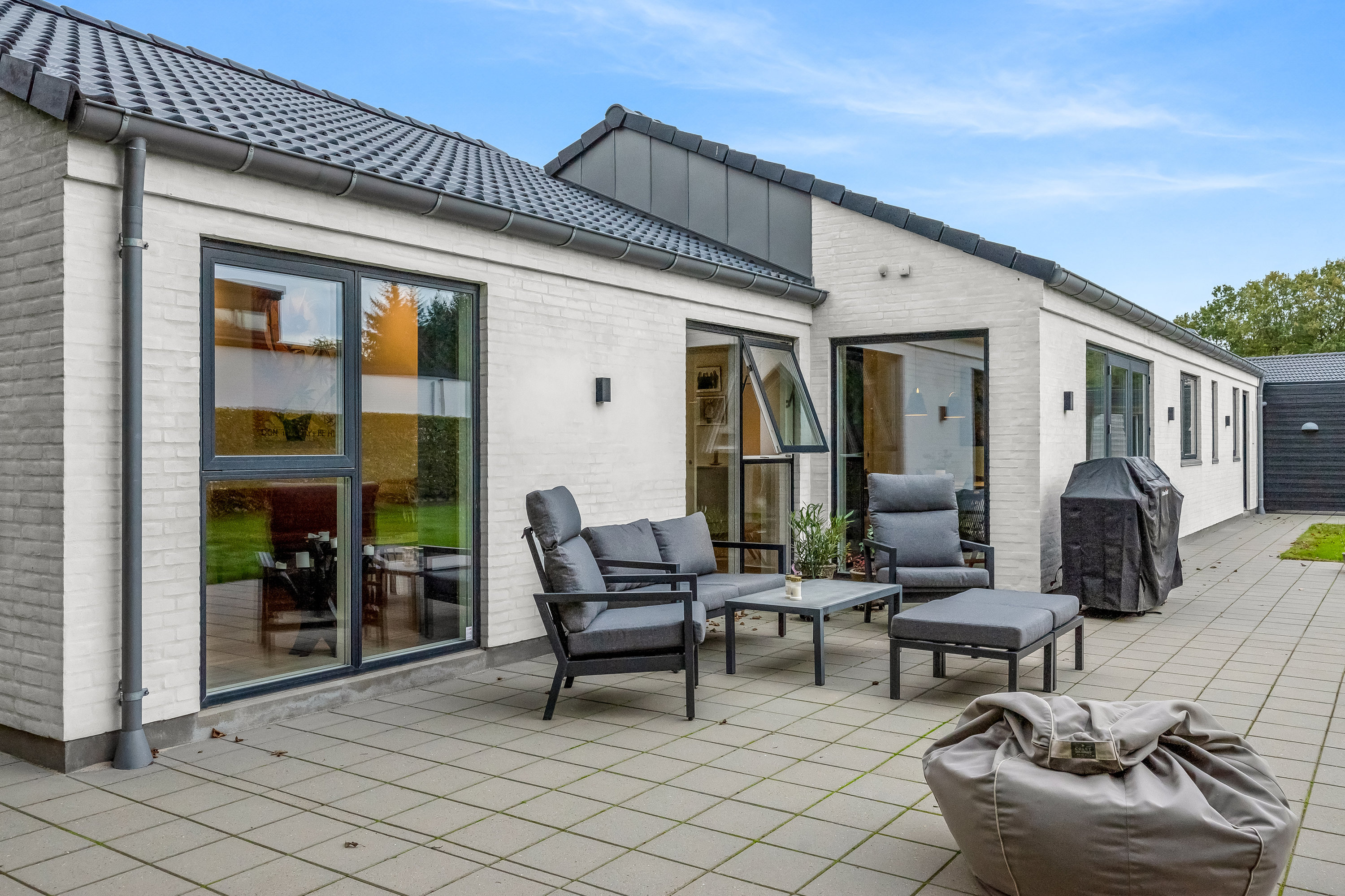 Fremhævet terrasse billede i fuldskærmstilstand. Billede af Tingagerparken 6, Mejdal, 7500 Holstebro