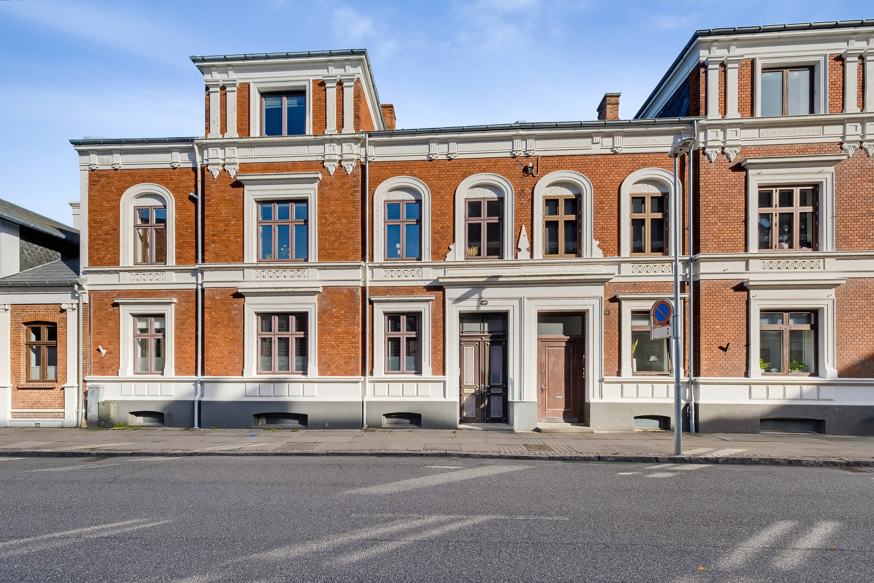 Fremhævet facade billede i fuldskærmstilstand. Billede af Nørrevoldgade 49, 2., 5800 Nyborg