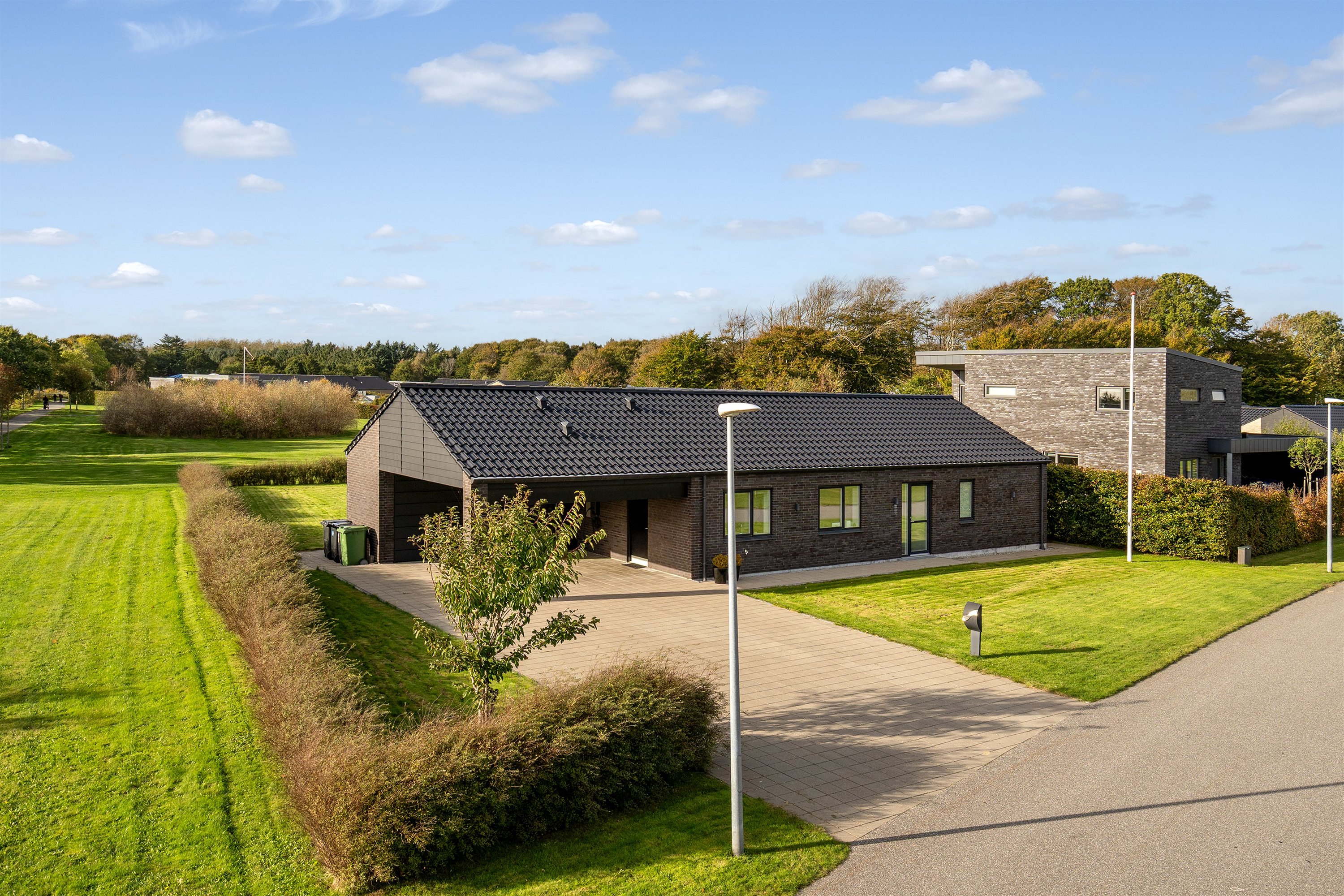 Villa: Ejendommen på Myrtueparken 2, 6710 Esbjerg V