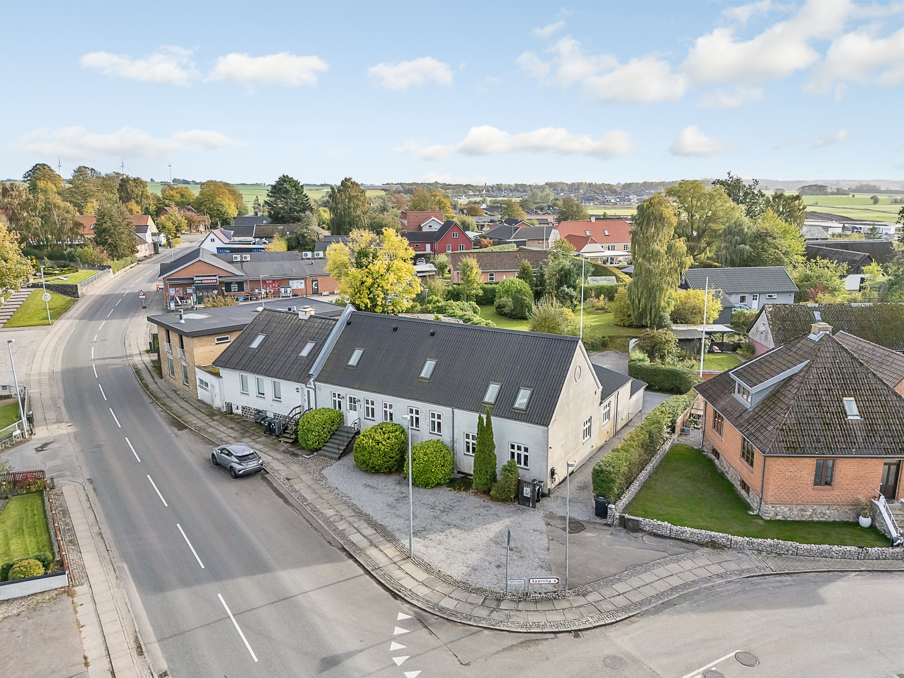 Fremhævet luftfoto billede i fuldskærmstilstand. Billede af Spørringvej 1, Mejlby, 8530 Hjortshøj