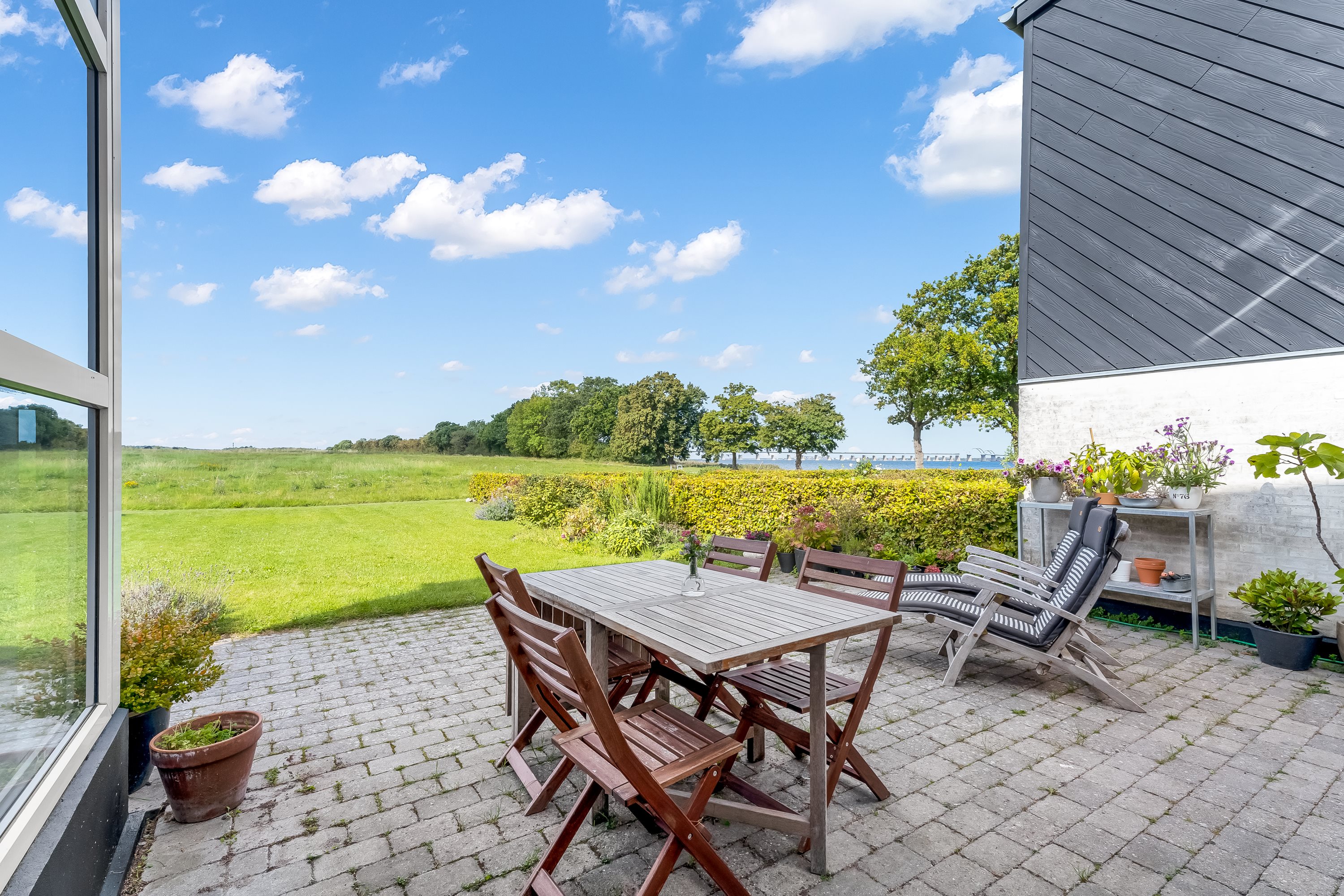 Fremhævet terrasse billede i fuldskærmstilstand. Billede af Gåbense Strandvej 61G, 4840 Nørre Alslev