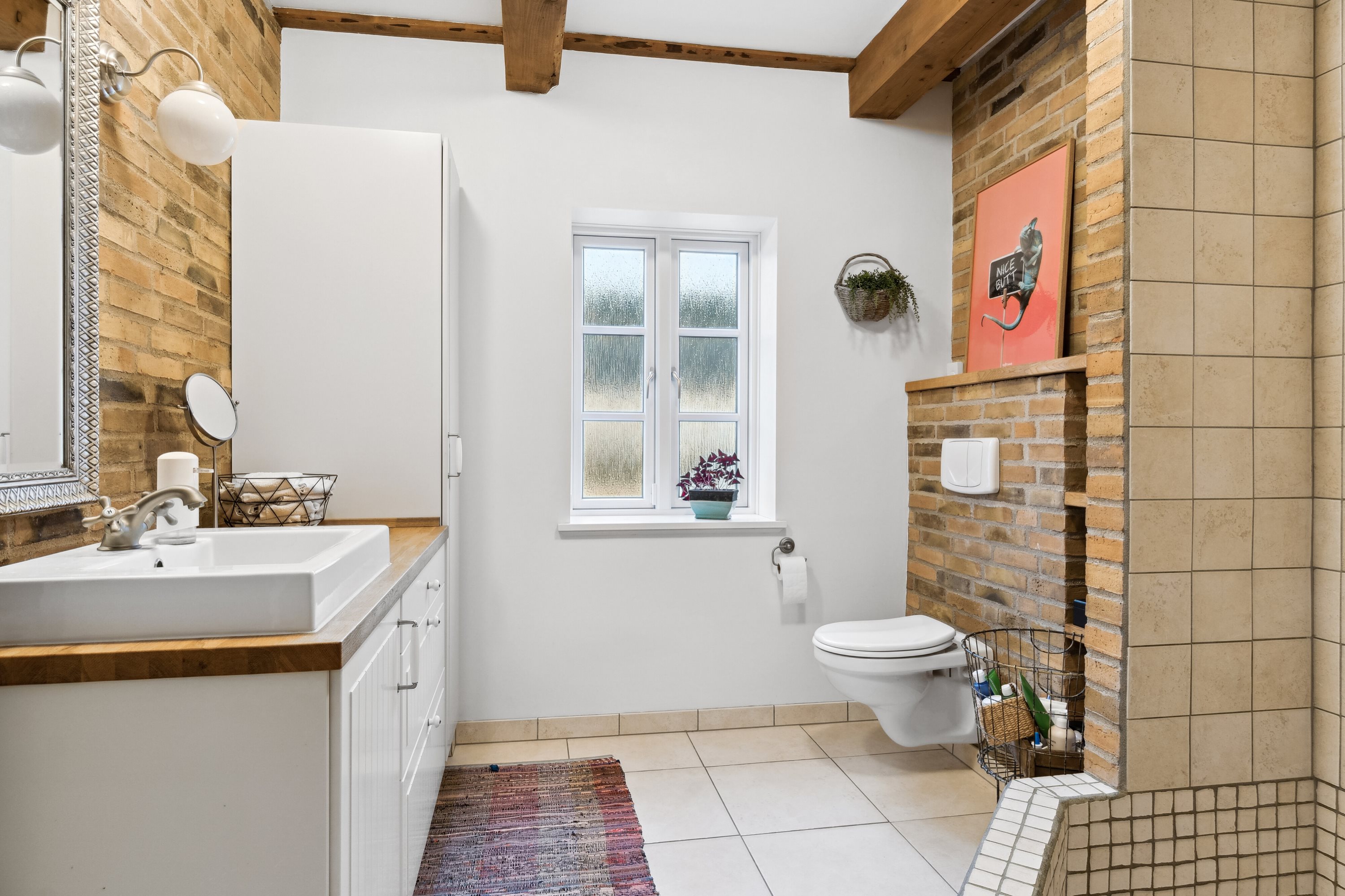 Fremhævet badeværelse billede i fuldskærmstilstand. Billede af Gedsteddalen 9, V Hornum, 9640 Farsø