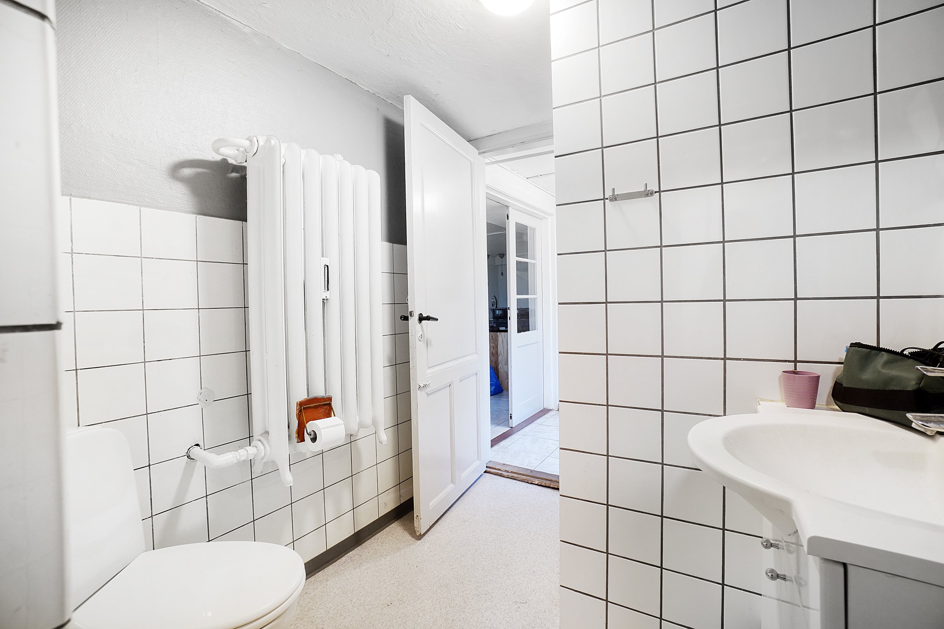 Fremhævet badeværelse billede i fuldskærmstilstand. Billede af Valby Langgade 171, st.., 2500 Valby