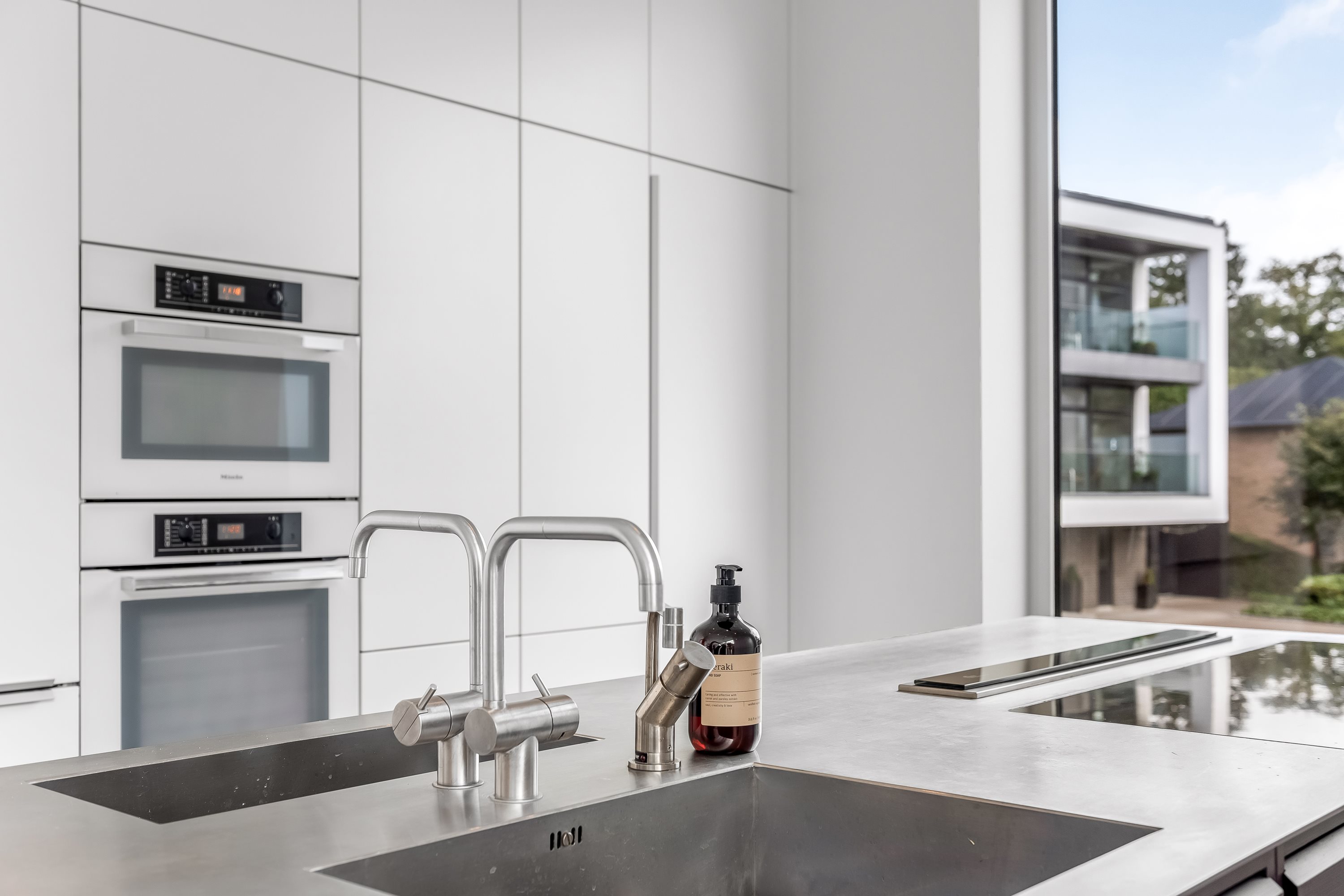 Fremhævet køkken billede i fuldskærmstilstand. Billede af Lyngbakken 14A, 7500 Holstebro