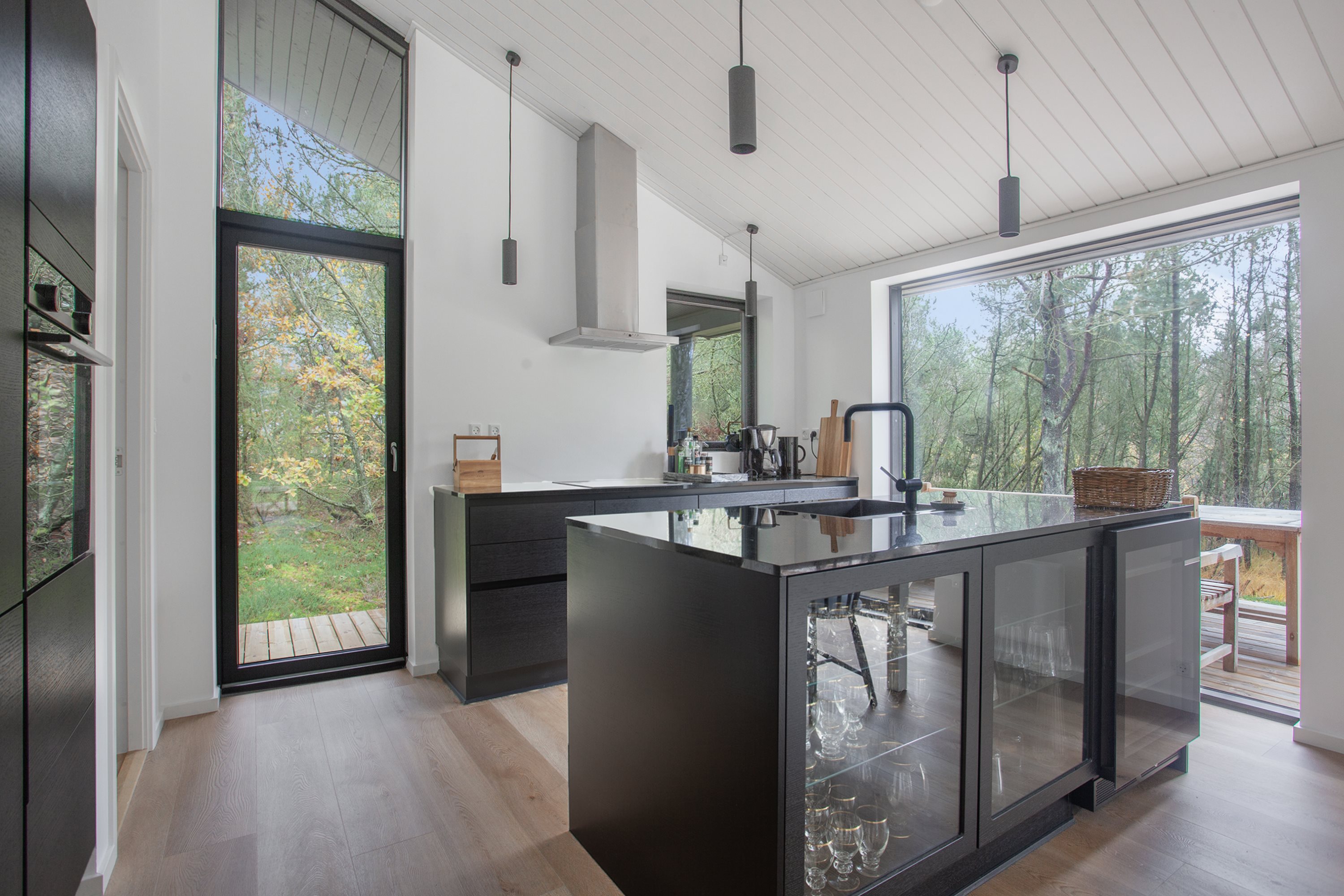 Fremhævet køkken billede i fuldskærmstilstand. Billede af På Remmerne 59, Remmerne, 9940 Læsø