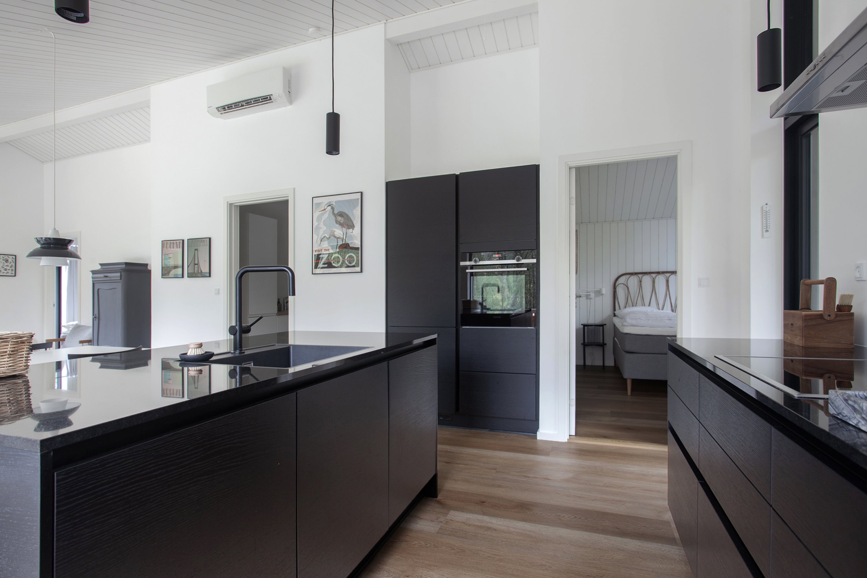 Fremhævet køkken billede i fuldskærmstilstand. Billede af På Remmerne 59, Remmerne, 9940 Læsø