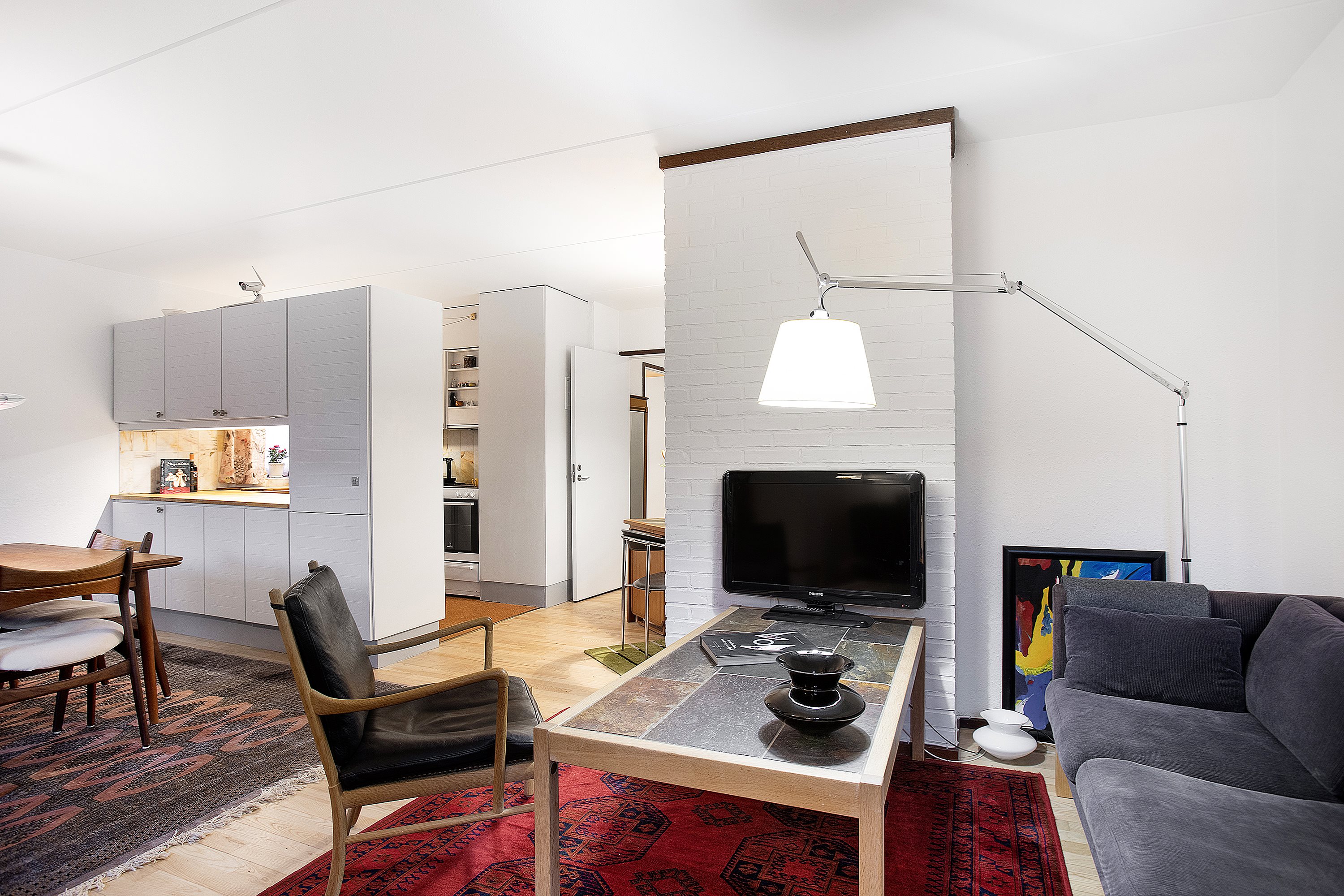 Fremhævet stue billede i fuldskærmstilstand. Billede af Strandvejen 211C, st.. th., 2900 Hellerup