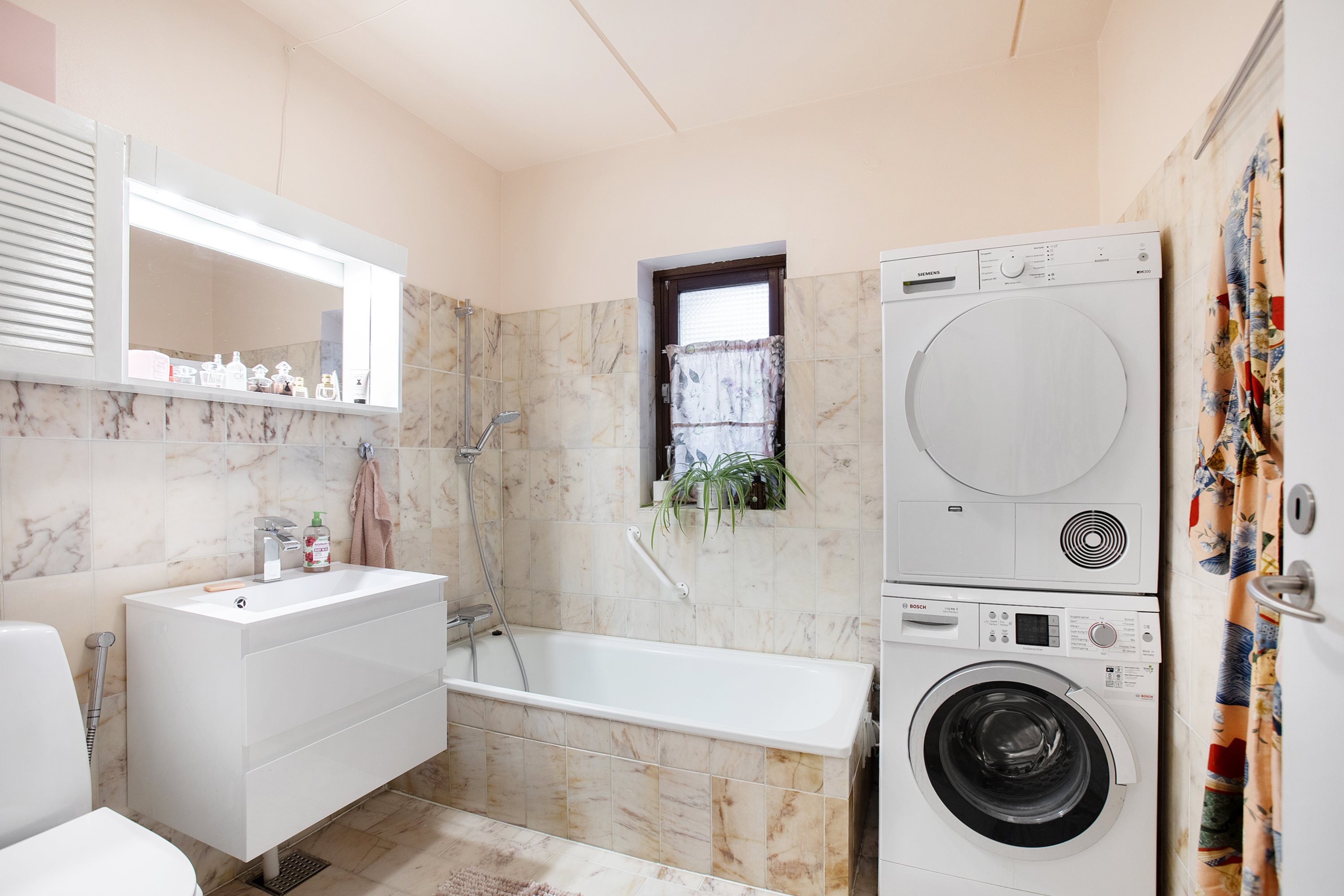 Fremhævet badeværelse billede i fuldskærmstilstand. Billede af Strandvejen 211C, st.. th., 2900 Hellerup