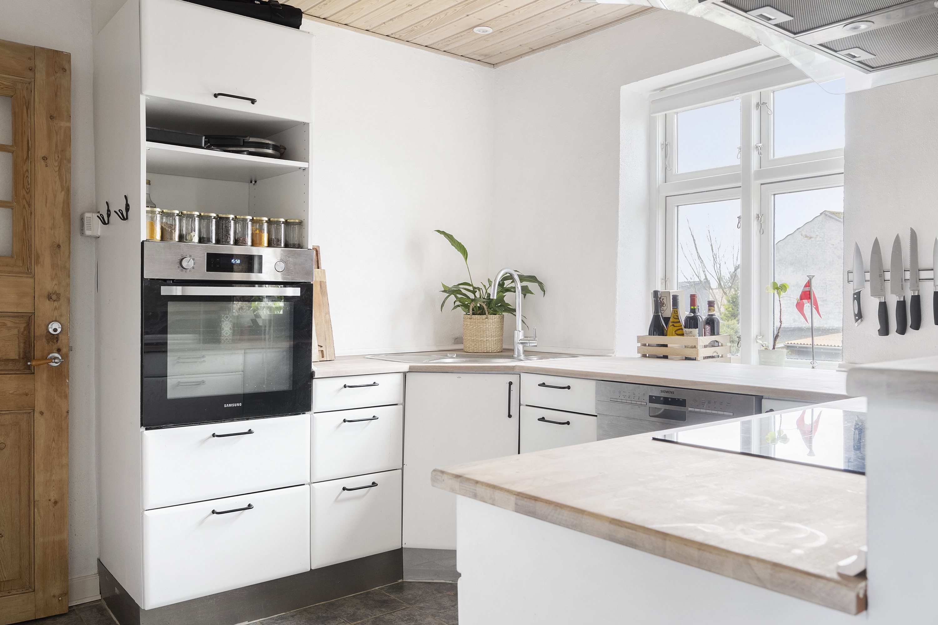 Miniaturebillede 1: køkken. Billede af Fælledvej 62, 8700 Horsens