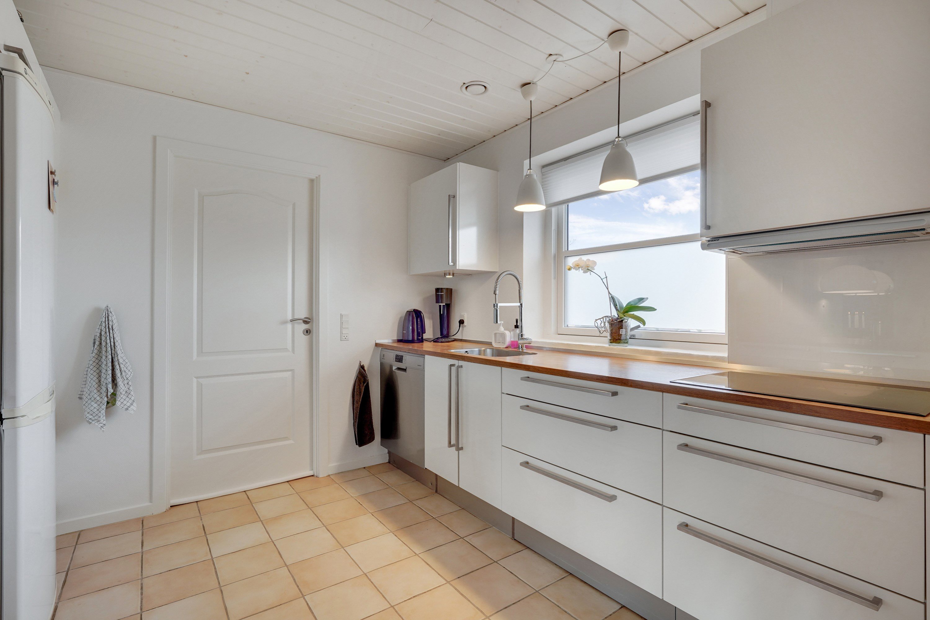 Fremhævet køkken billede i fuldskærmstilstand. Billede af Storegade 79, Bramming, 6740 Bramming