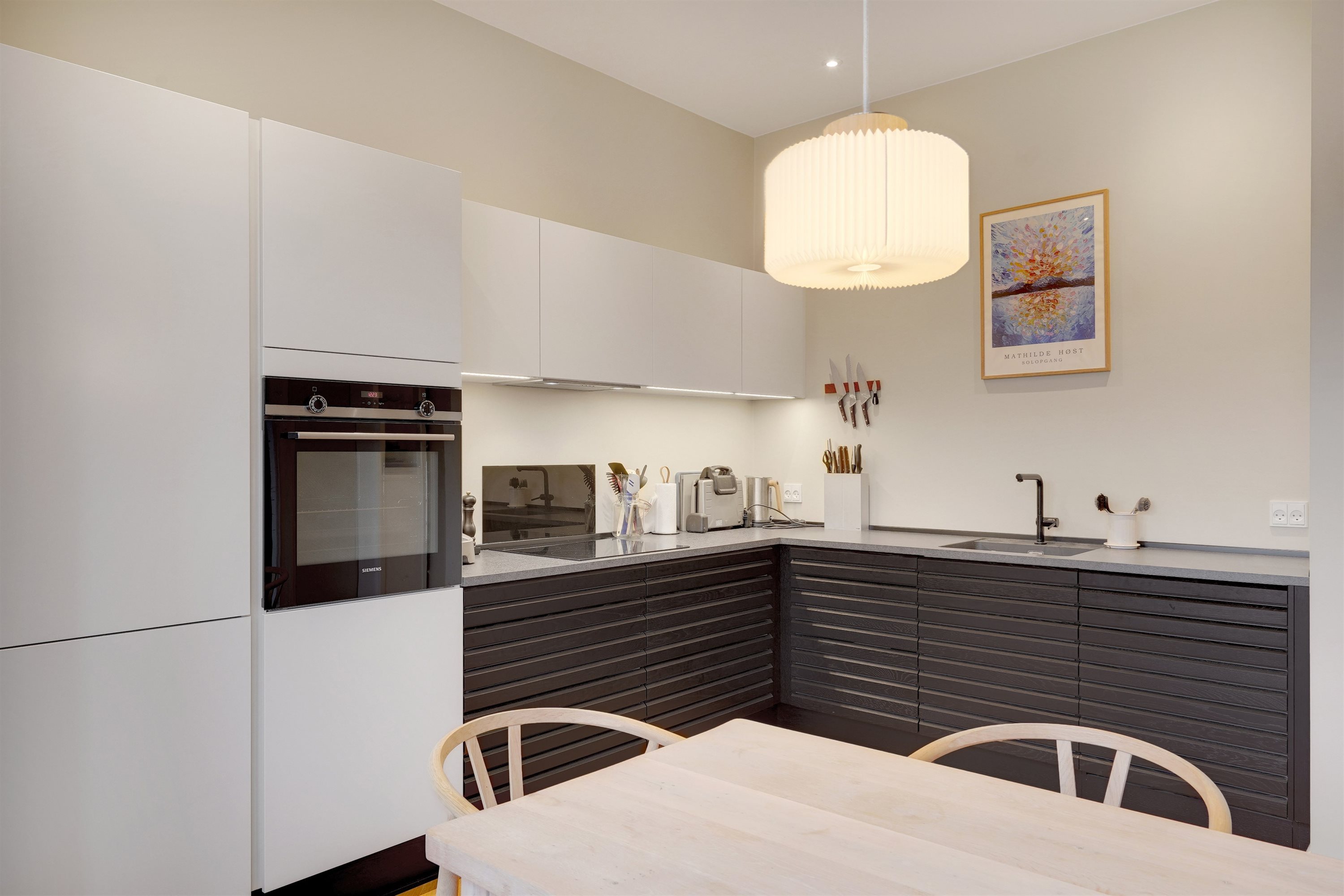 Fremhævet køkken billede i fuldskærmstilstand. Billede af Østergade 61, 1., 6700 Esbjerg