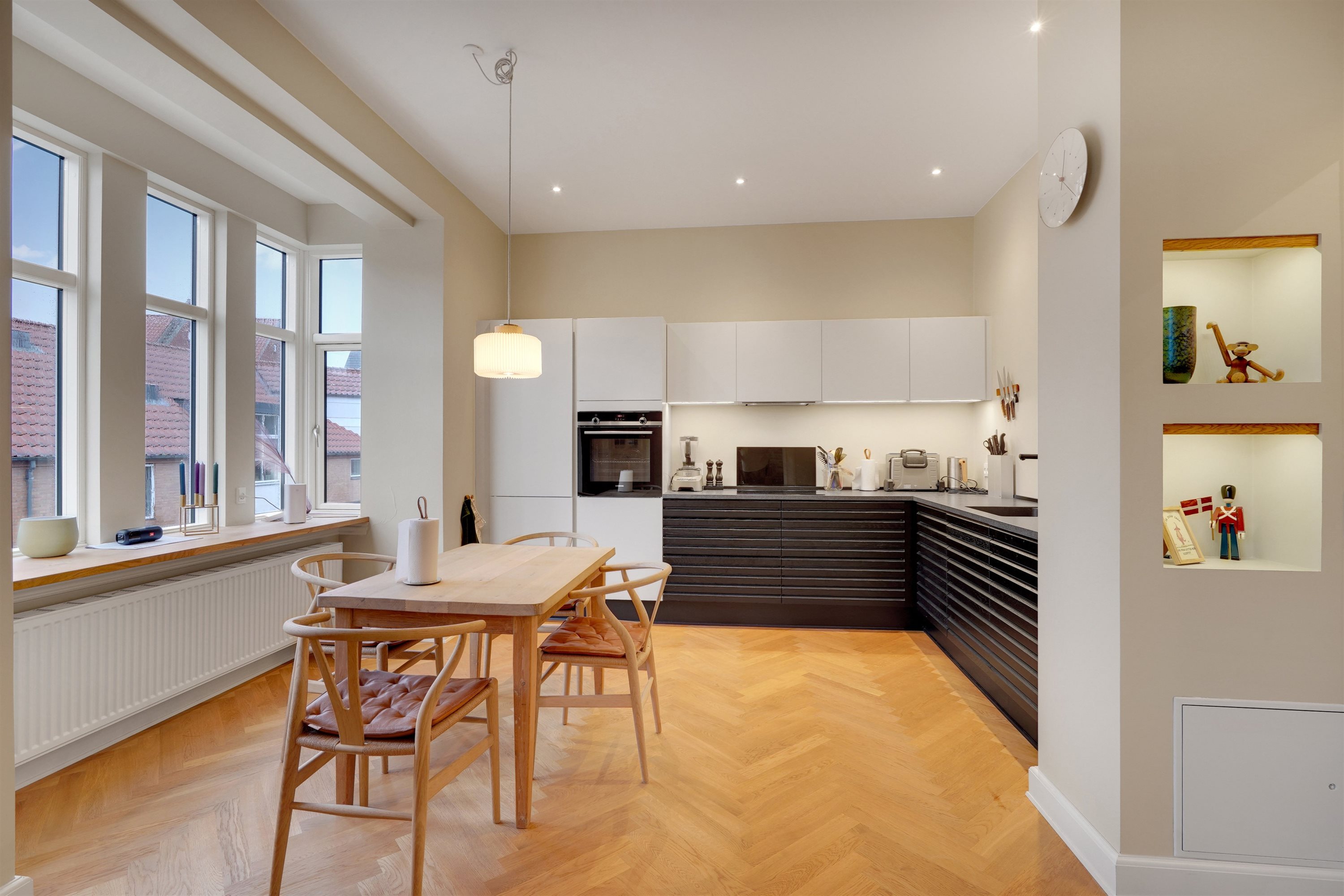 Fremhævet køkken billede i fuldskærmstilstand. Billede af Østergade 61, 1., 6700 Esbjerg