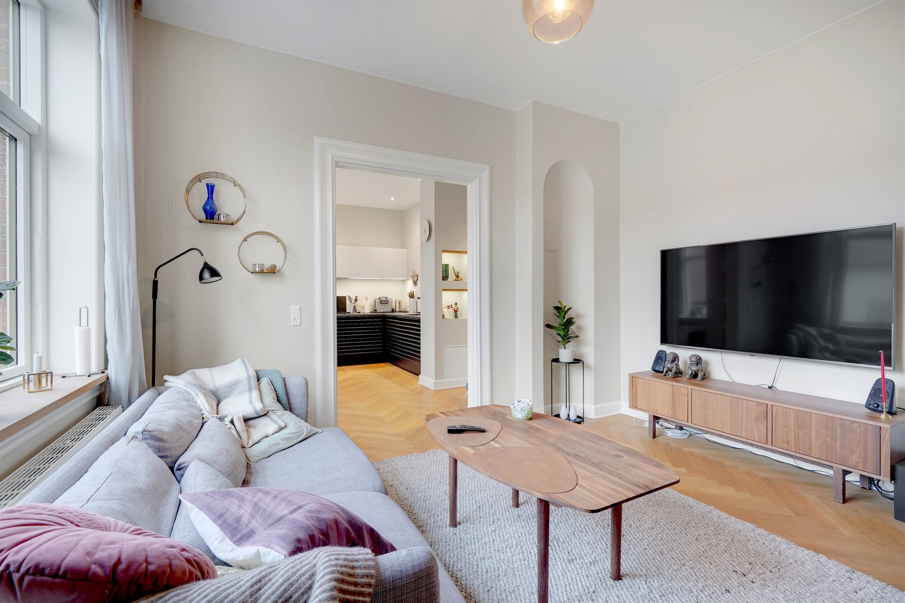 Fremhævet stue billede i fuldskærmstilstand. Billede af Østergade 61, 1., 6700 Esbjerg