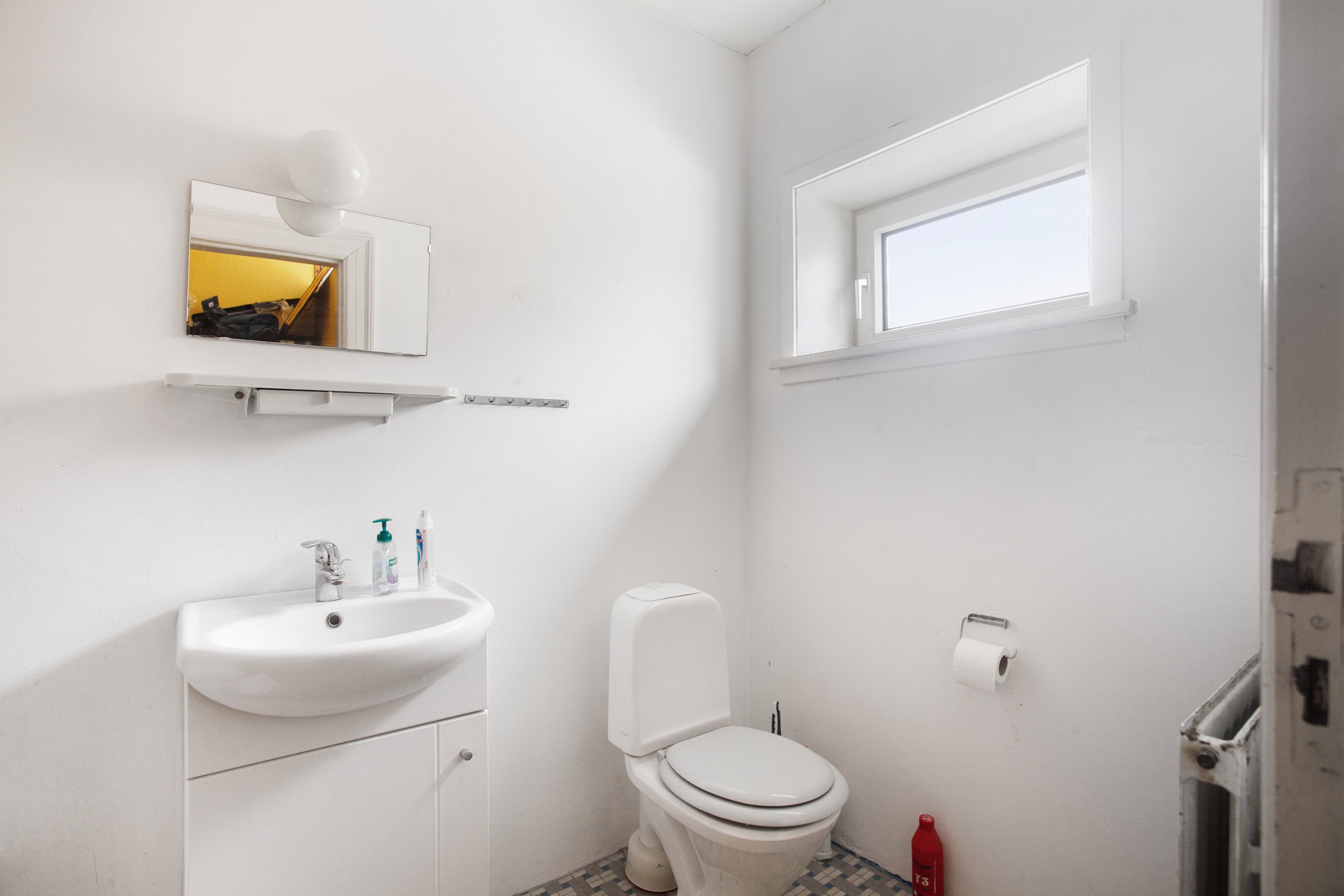 Fremhævet badeværelse billede i fuldskærmstilstand. Billede af Vesterø Havnegade 29, Vesterø Havn, 9940 Læsø