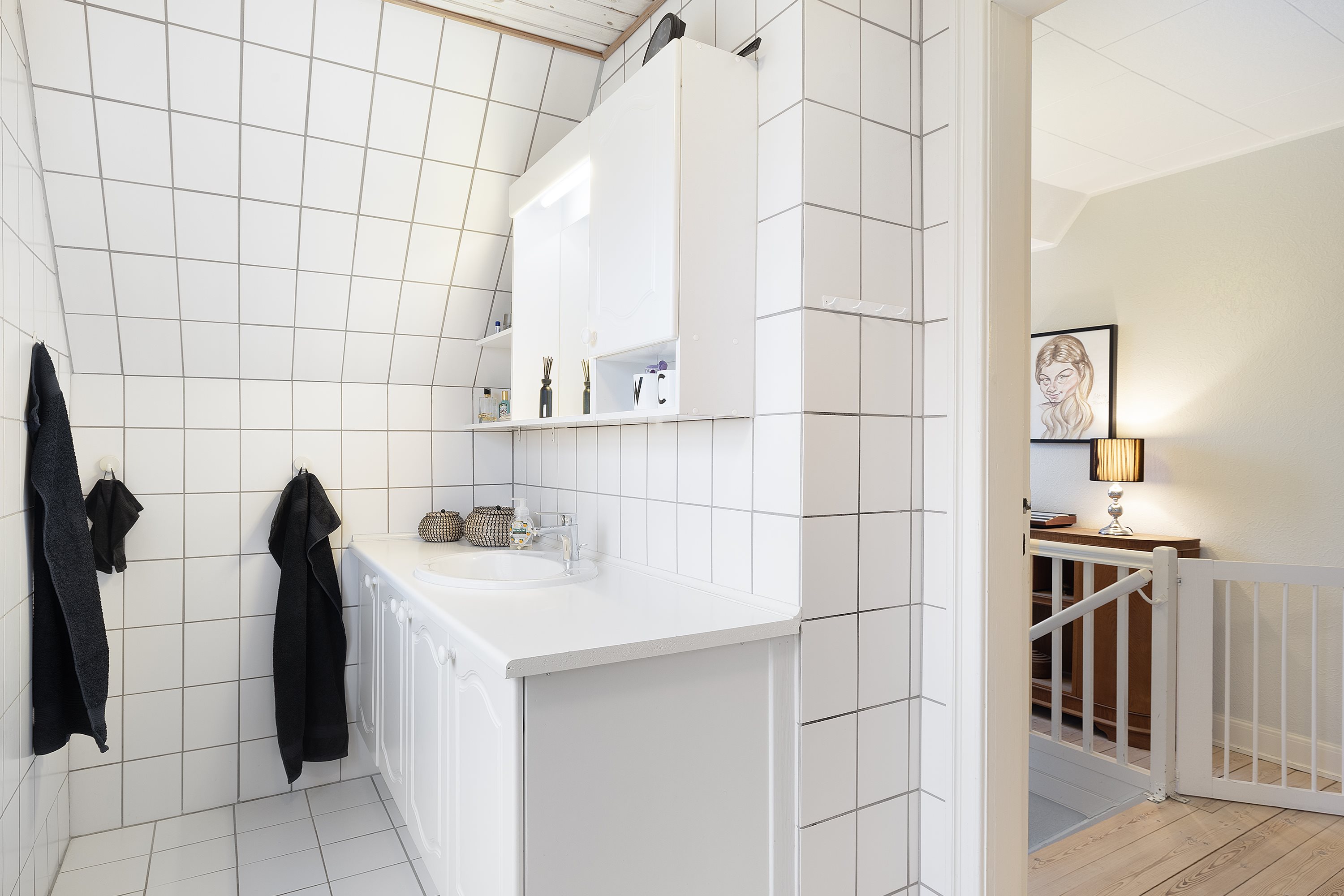 Fremhævet badeværelse billede i fuldskærmstilstand. Billede af Saksenballe 21, Nr Broby, 5672 Broby