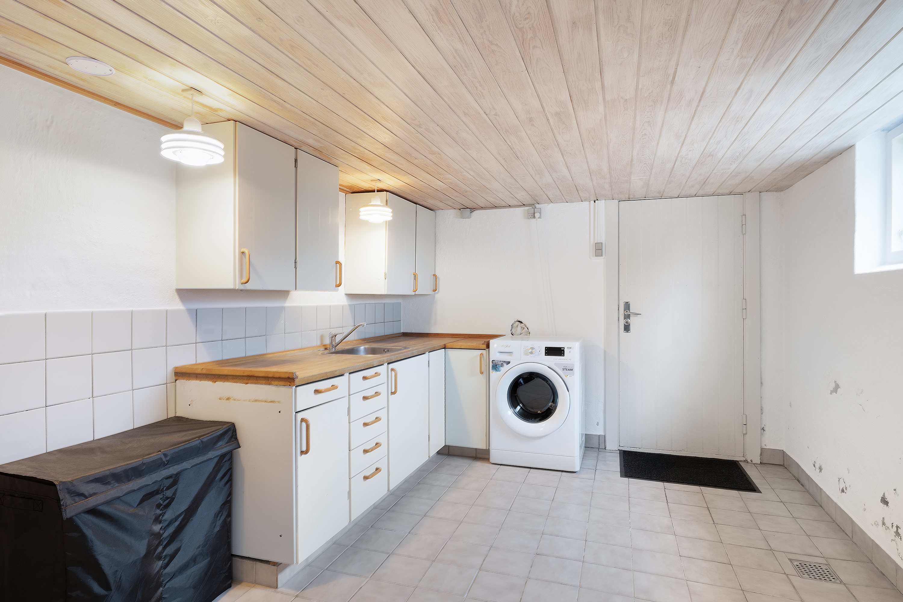 Fremhævet vaskerum billede i fuldskærmstilstand. Billede af Saksenballe 21, Nr Broby, 5672 Broby