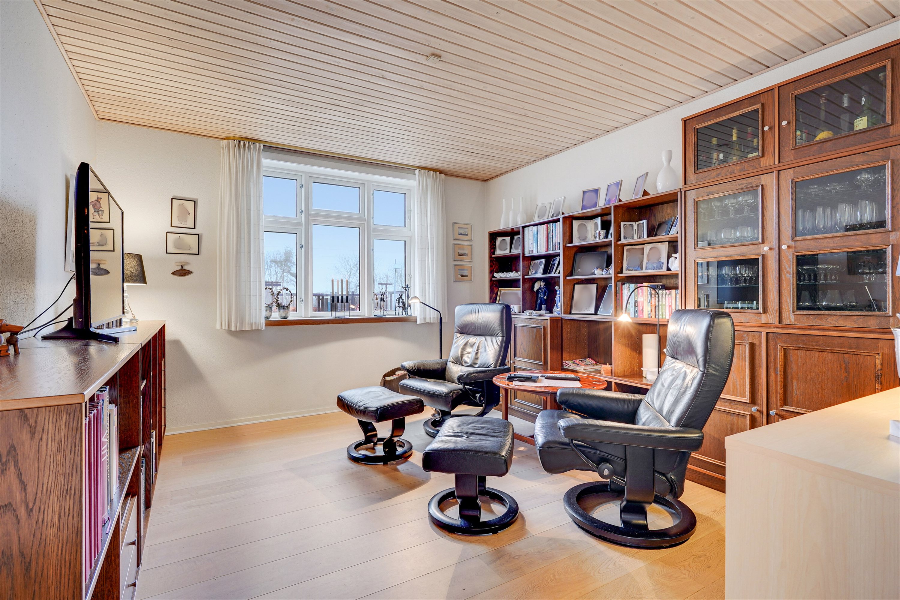 Fremhævet stue billede i fuldskærmstilstand. Billede af Tjæreborg Stationsvej 17, 6731 Tjæreborg