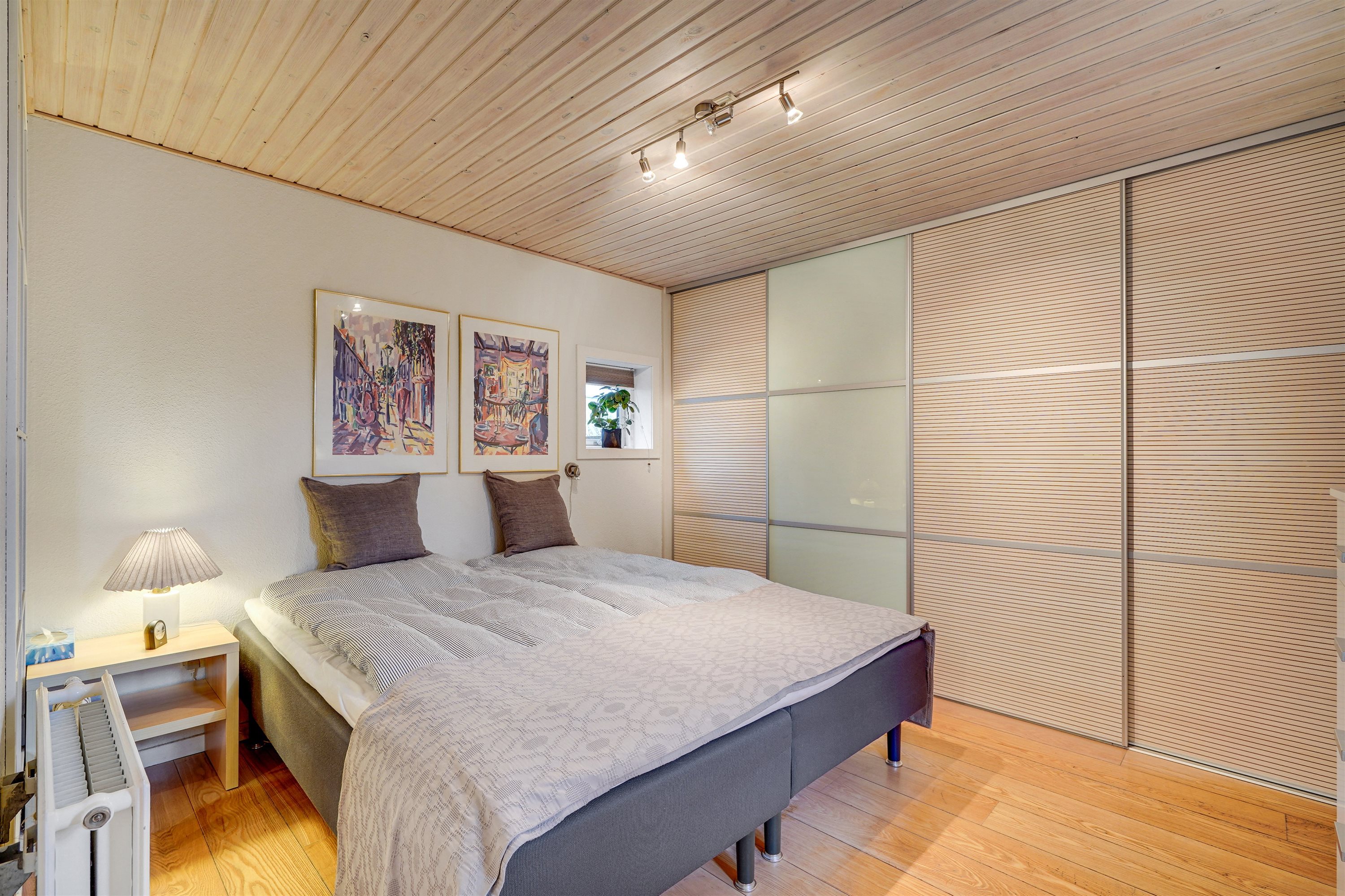 Fremhævet soveværelse billede i fuldskærmstilstand. Billede af Tjæreborg Stationsvej 17, 6731 Tjæreborg