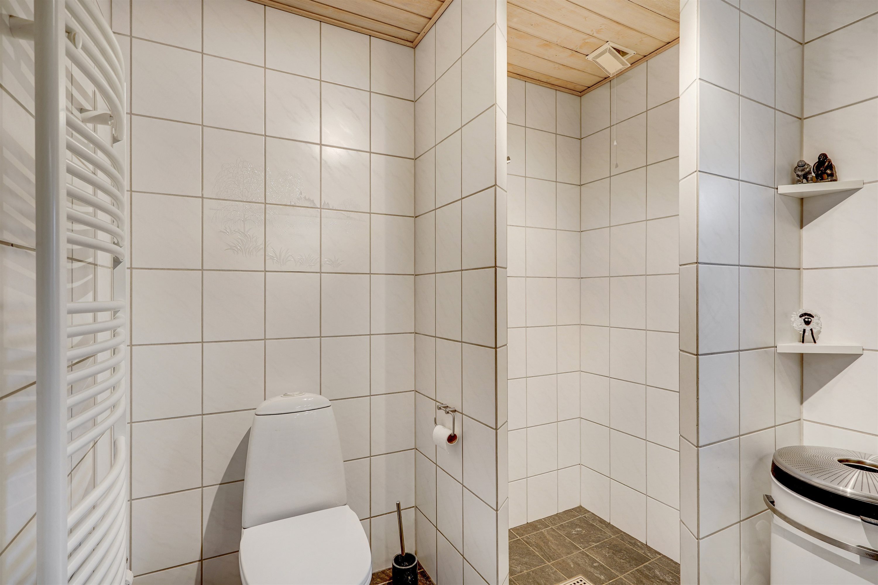 Fremhævet badeværelse billede i fuldskærmstilstand. Billede af Tjæreborg Stationsvej 17, 6731 Tjæreborg