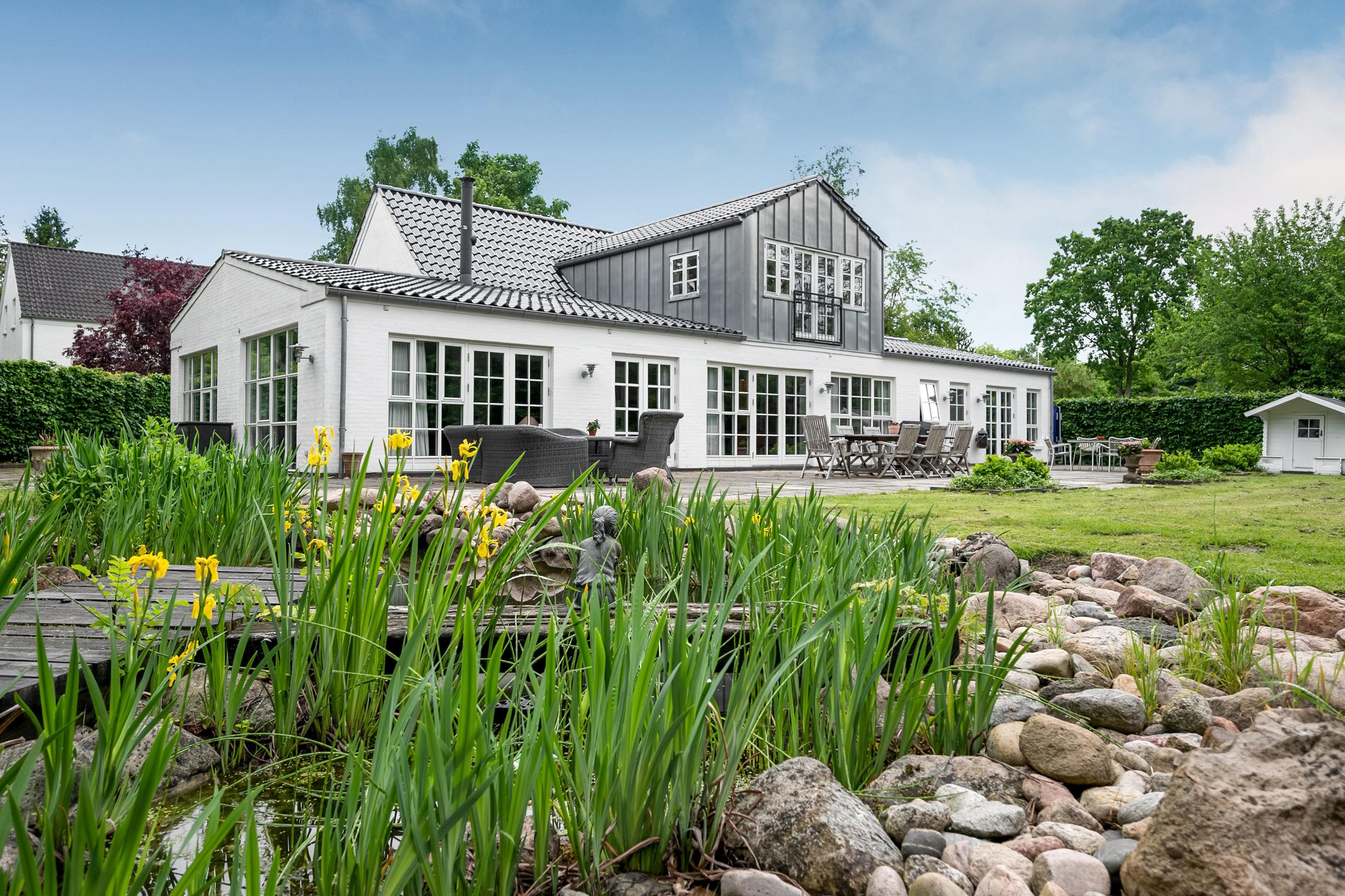 Fremhævet ejendommen billede i fuldskærmstilstand. Billede af Banetoften 10, 8530 Hjortshøj