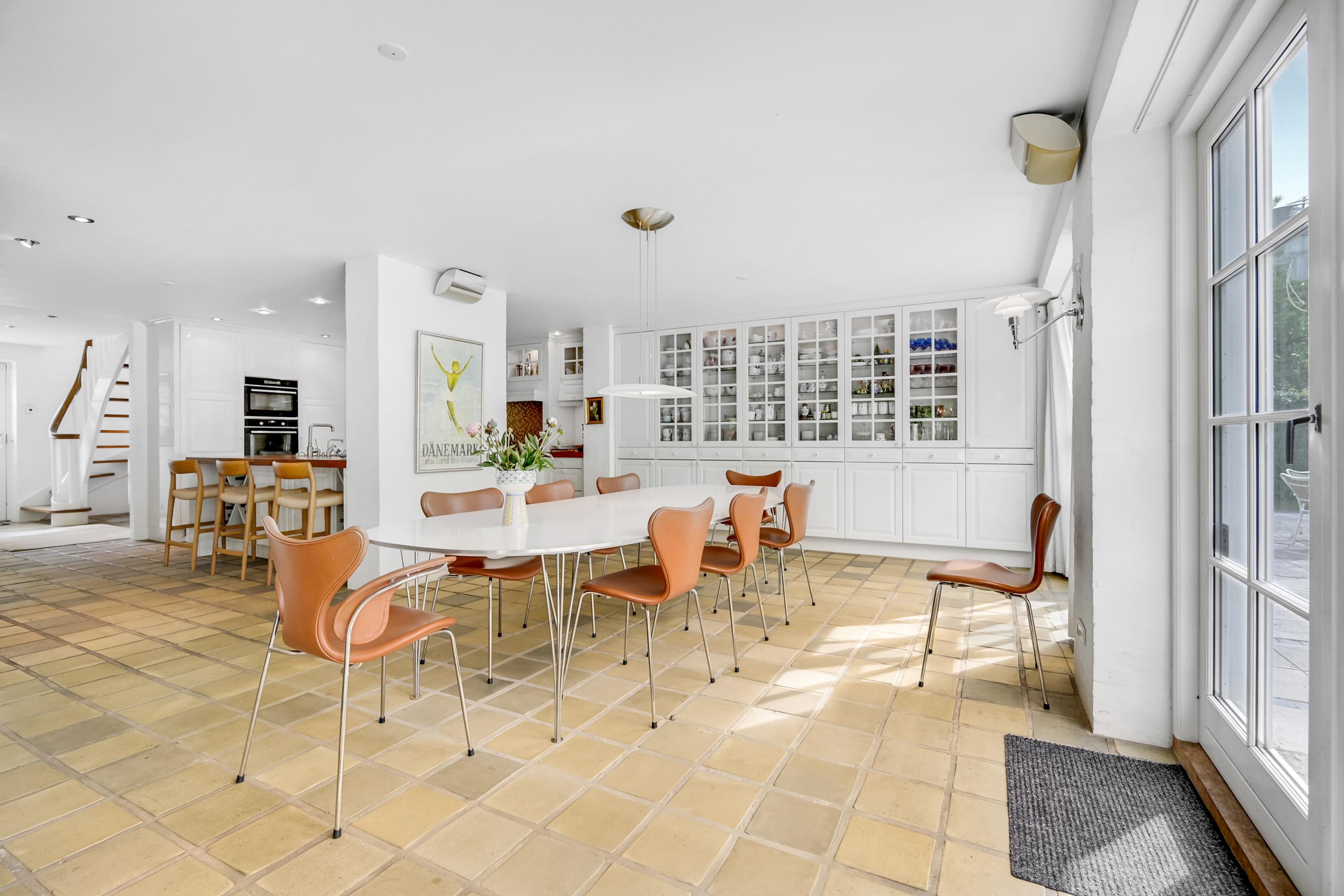 Fremhævet alrum billede i fuldskærmstilstand. Billede af Banetoften 10, 8530 Hjortshøj