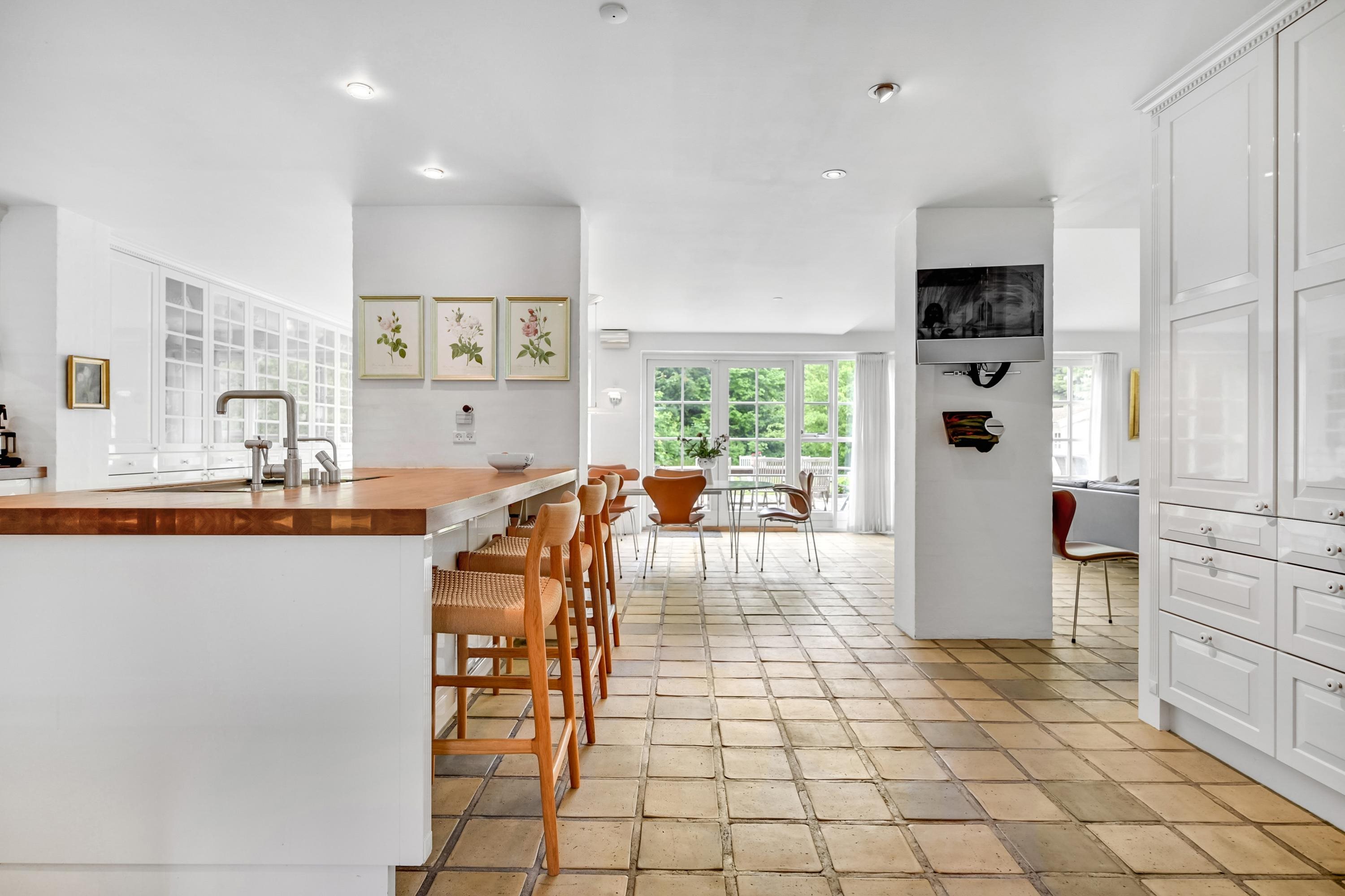 Fremhævet køkken billede i fuldskærmstilstand. Billede af Banetoften 10, 8530 Hjortshøj