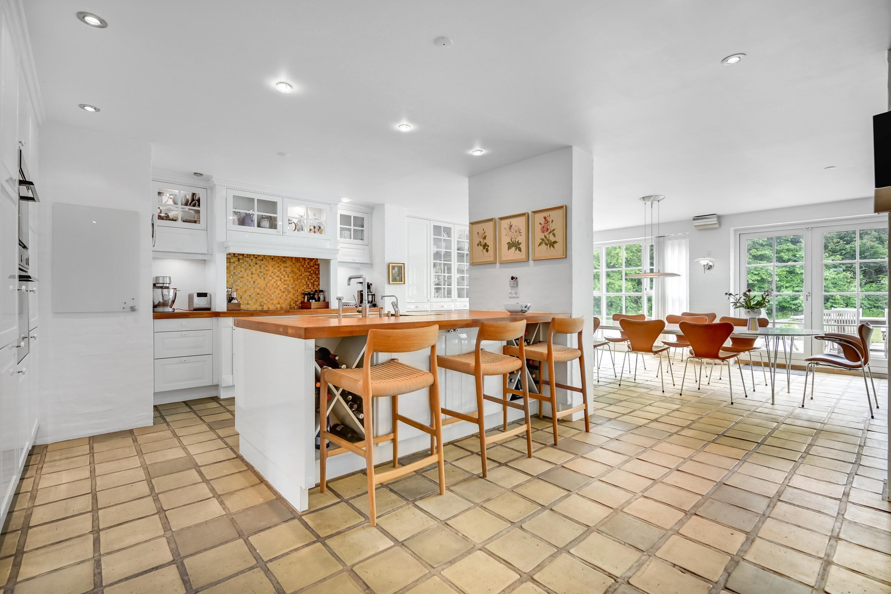 Fremhævet køkken billede i fuldskærmstilstand. Billede af Banetoften 10, 8530 Hjortshøj