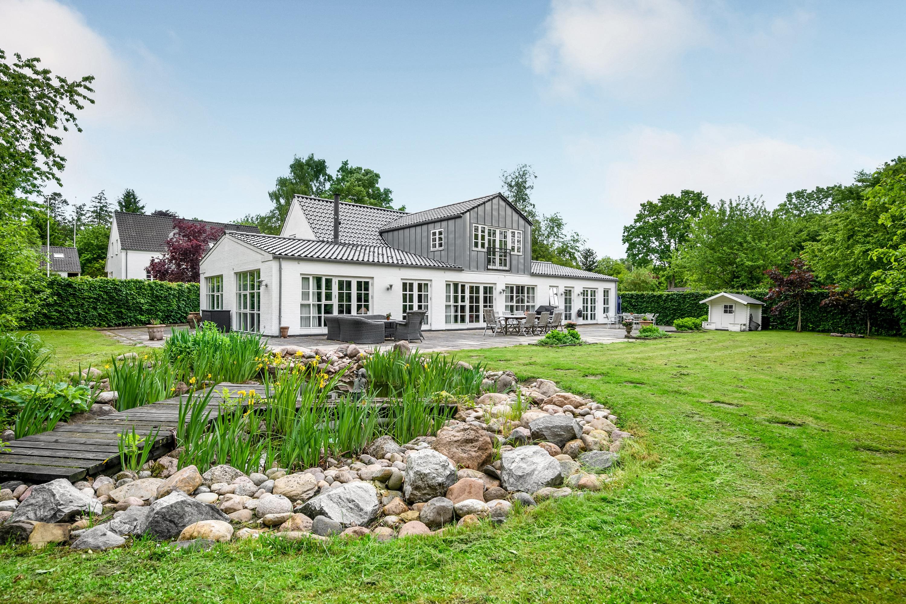 Fremhævet ejendommen billede i fuldskærmstilstand. Billede af Banetoften 10, 8530 Hjortshøj