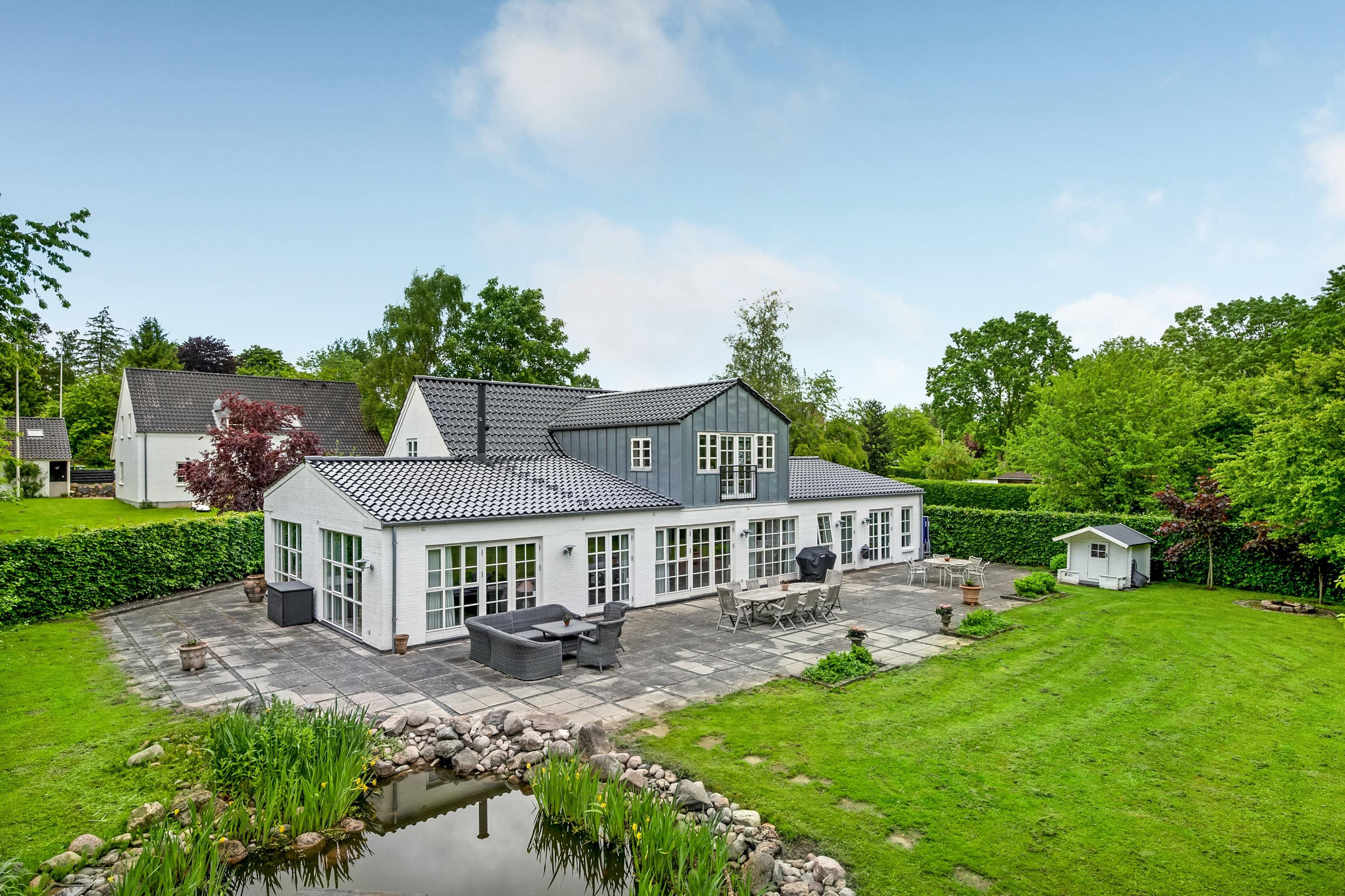 Miniaturebillede 1: ejendommen. Billede af Banetoften 10, 8530 Hjortshøj