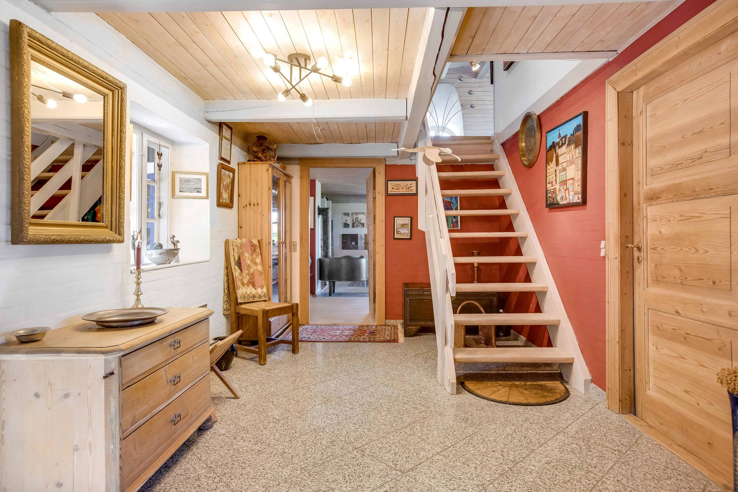 Fremhævet entré billede i fuldskærmstilstand. Billede af Svalmstrupvej 7, Svalmstrup, 4174 Jystrup Midtsj