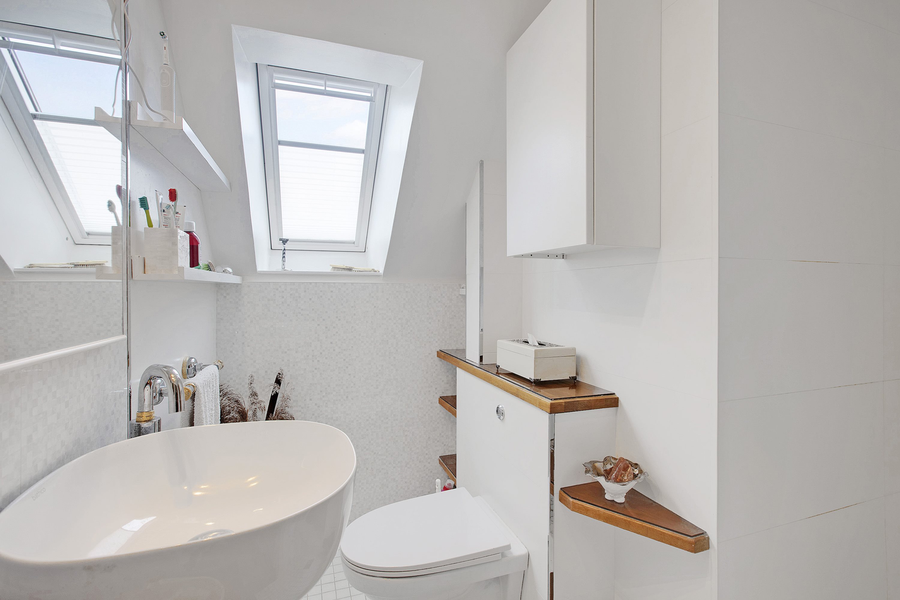 Fremhævet badeværelse billede i fuldskærmstilstand. Billede af Islevhusvej 69A, 1., 2700 Brønshøj