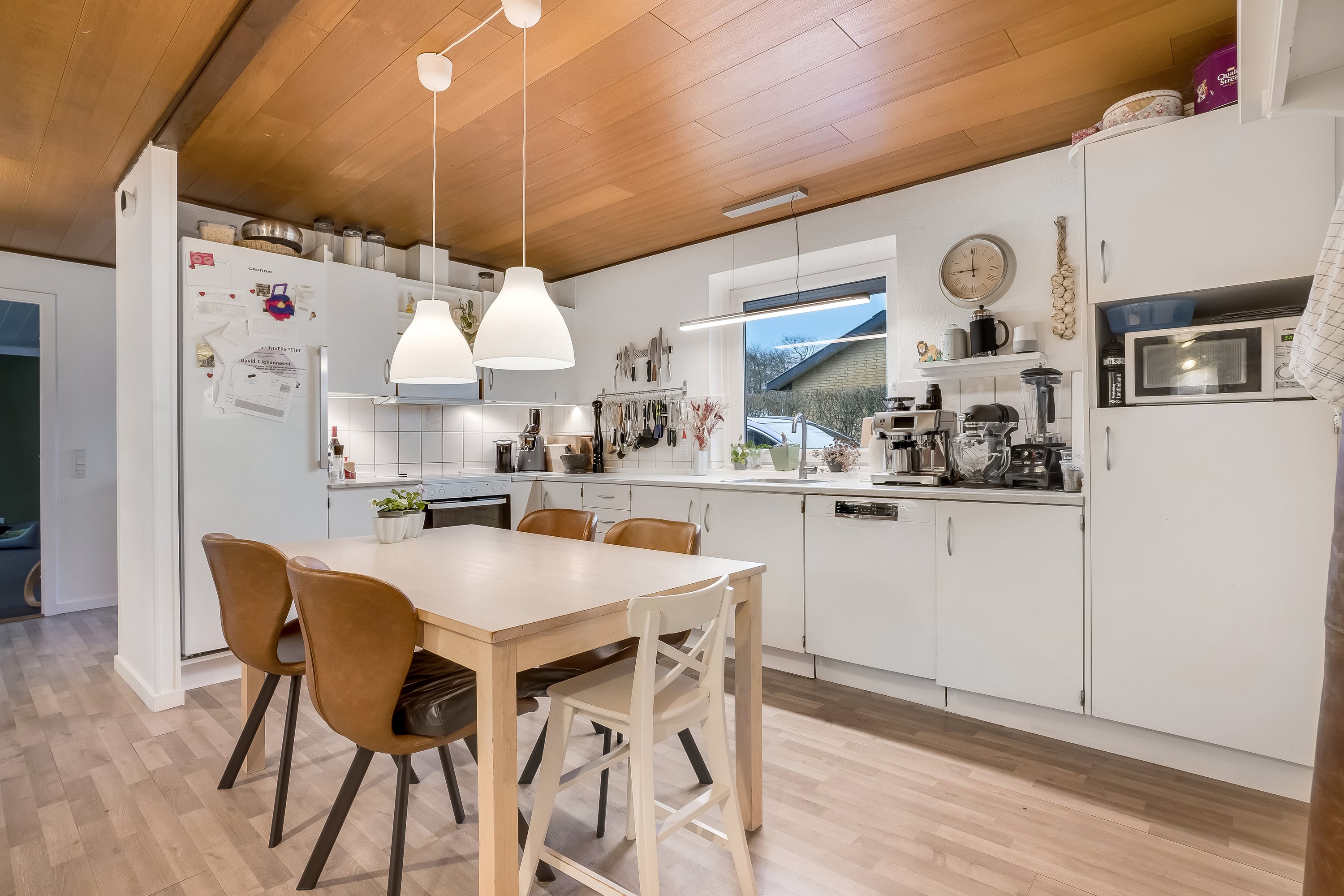 Fremhævet køkken billede i fuldskærmstilstand. Billede af Havrevænget 28, 6990 Ulfborg