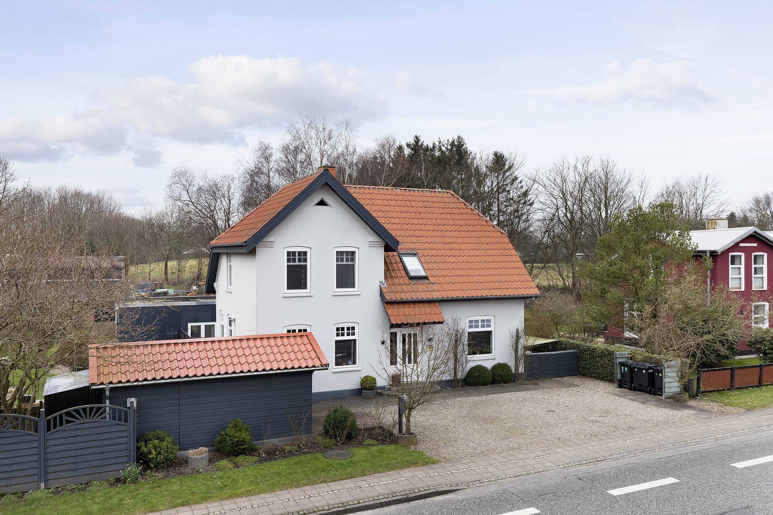 Fremhævet ejendommen billede i fuldskærmstilstand. Billede af Padborgvej 7, Bov, 6330 Padborg