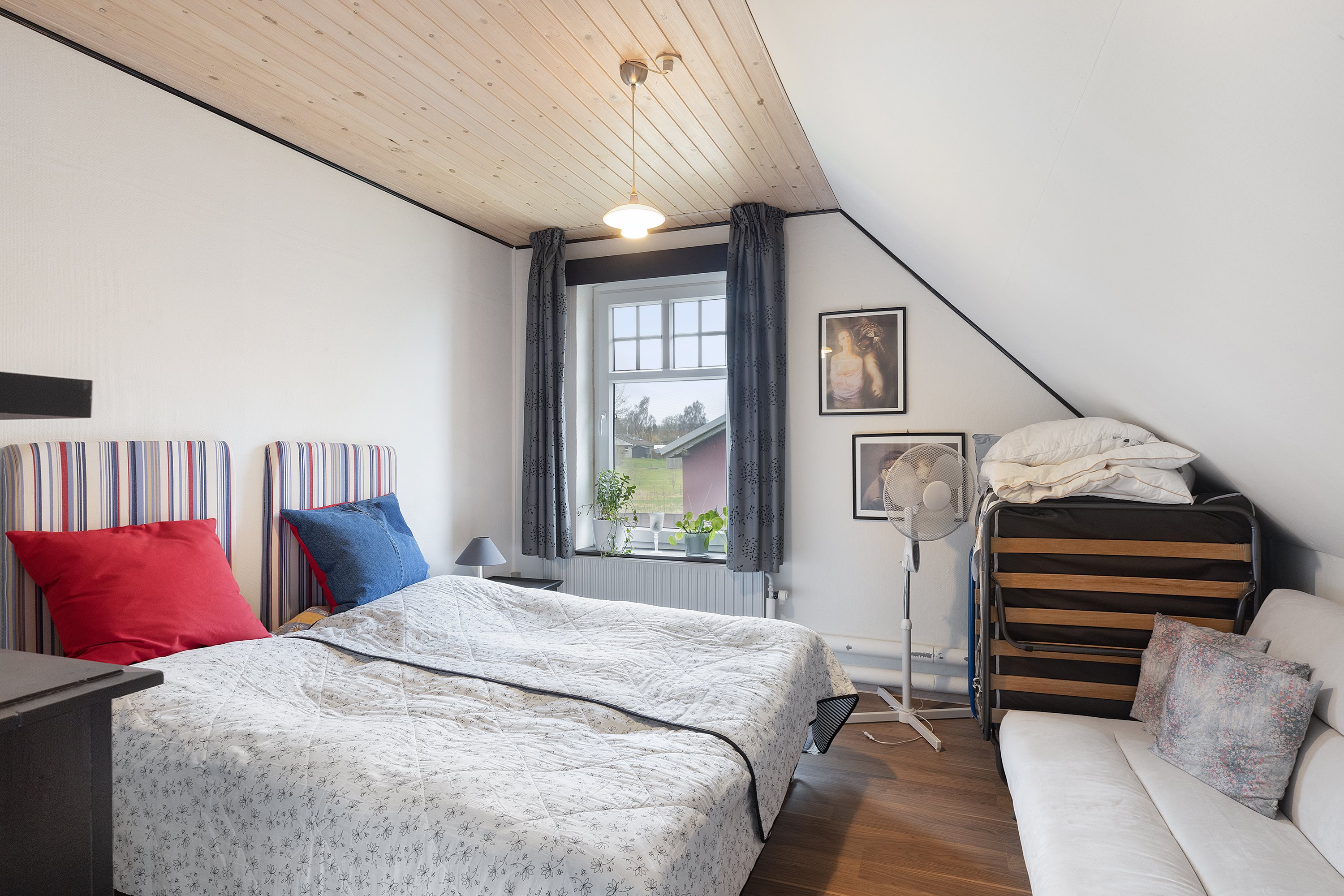 Fremhævet værelse billede i fuldskærmstilstand. Billede af Padborgvej 7, Bov, 6330 Padborg